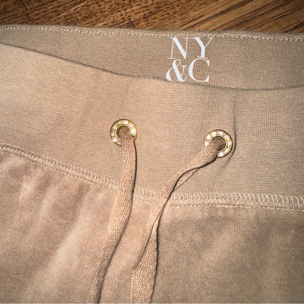 NY & Co. Velour sweat pants